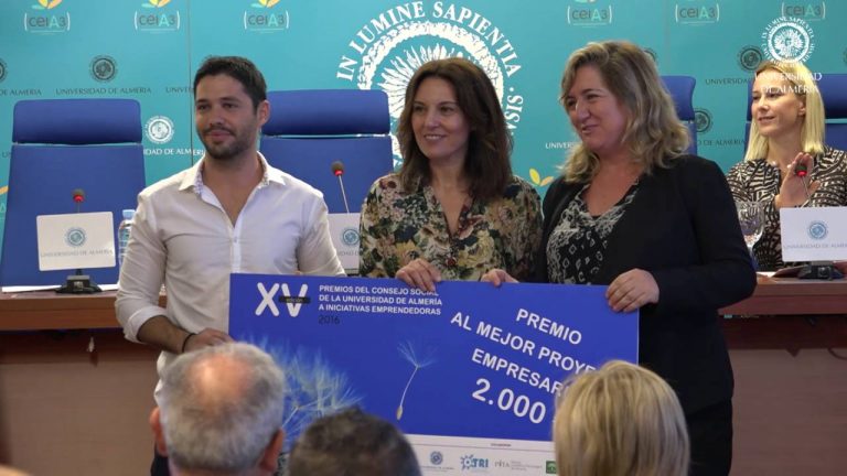 Neurobia Research y Twenix ganan el primer Premio a Iniciativa Emprendedora del Consejo Social