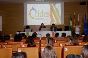 La UAL da las claves de la nueva regulación del autoconsumo eléctrico