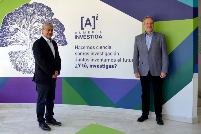 La oficina de ‘Almería Investiga’ de la Universidad de Almería luce nueva imagen