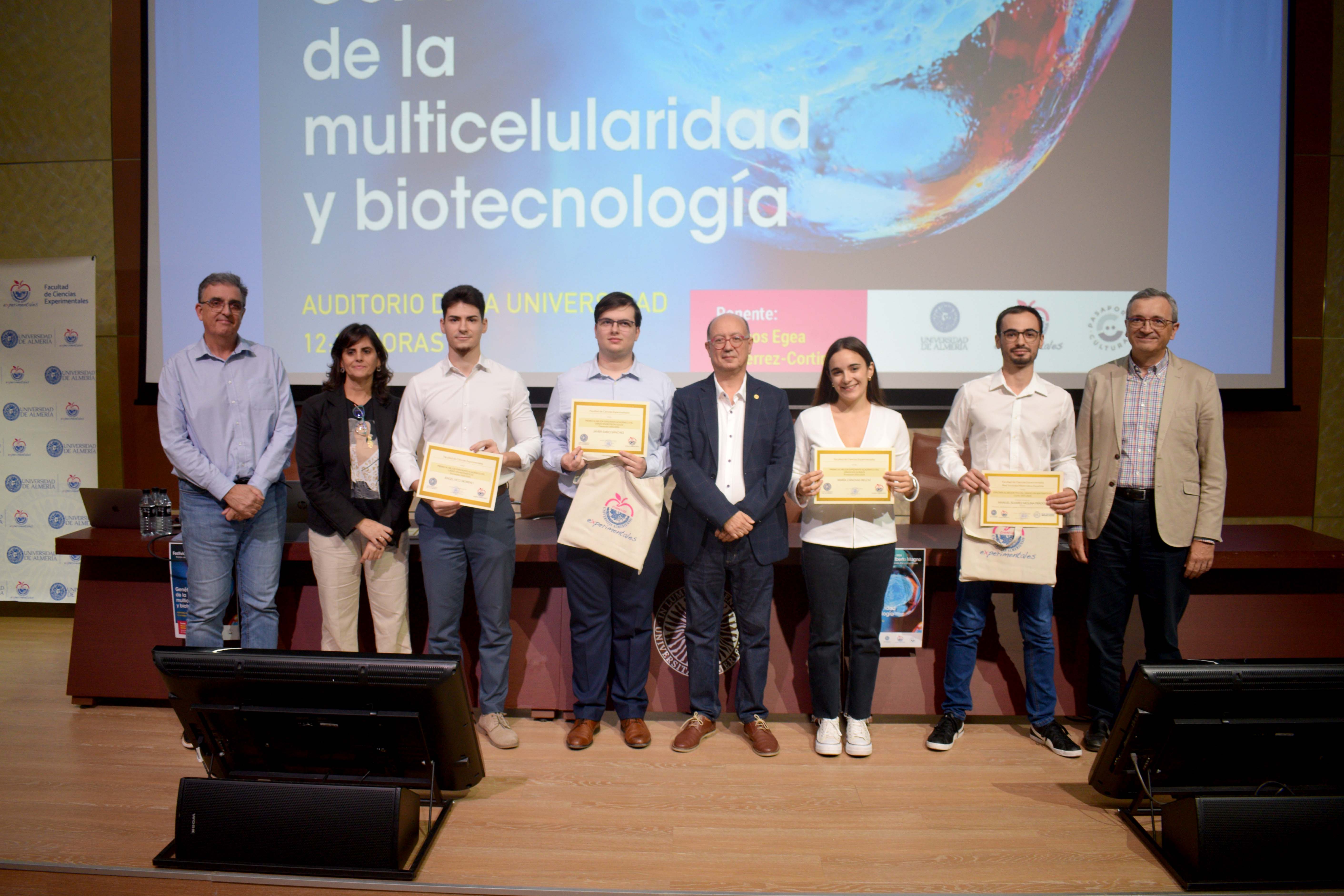 Experimentales cierra su mes grande con los premios a los mejores expedientes y la conferencia de San Alberto