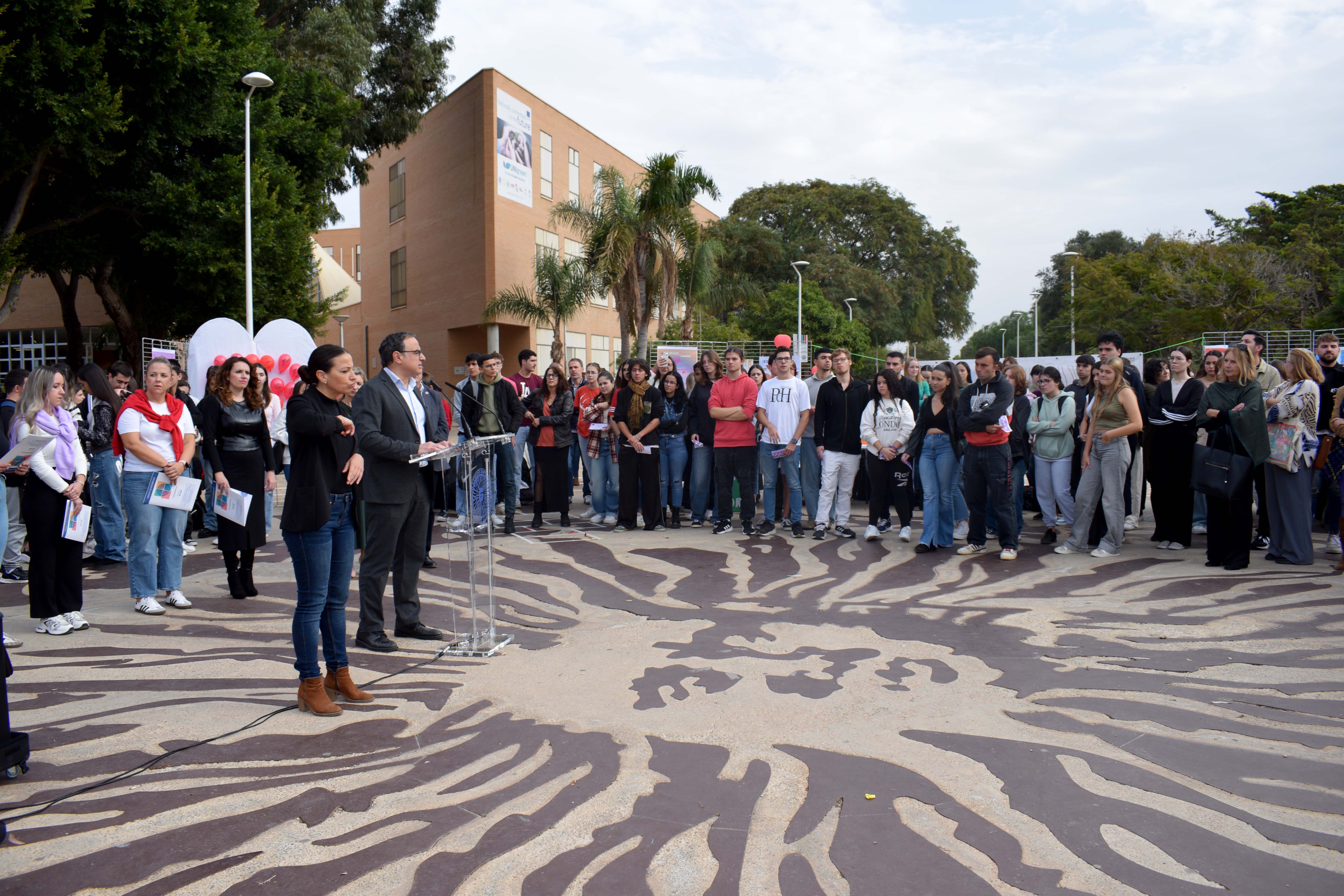 La comunidad de la UAL reafirma su “posición inequívoca” frente a la violencia contra las mujeres