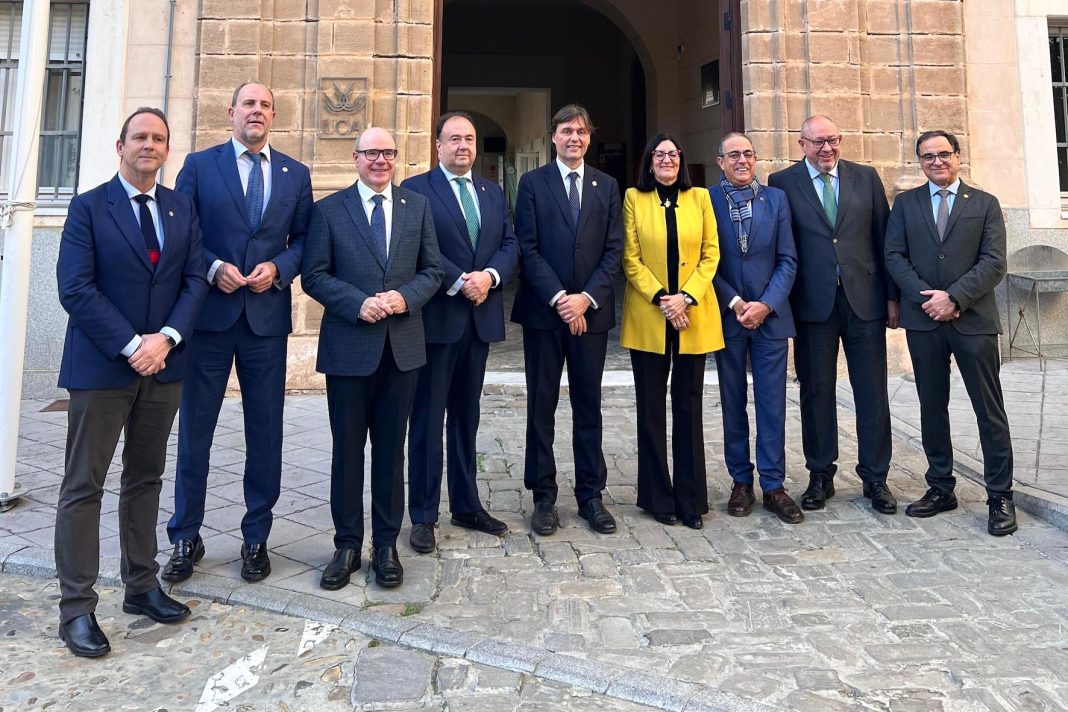 FOTO RECTORES CADIZ