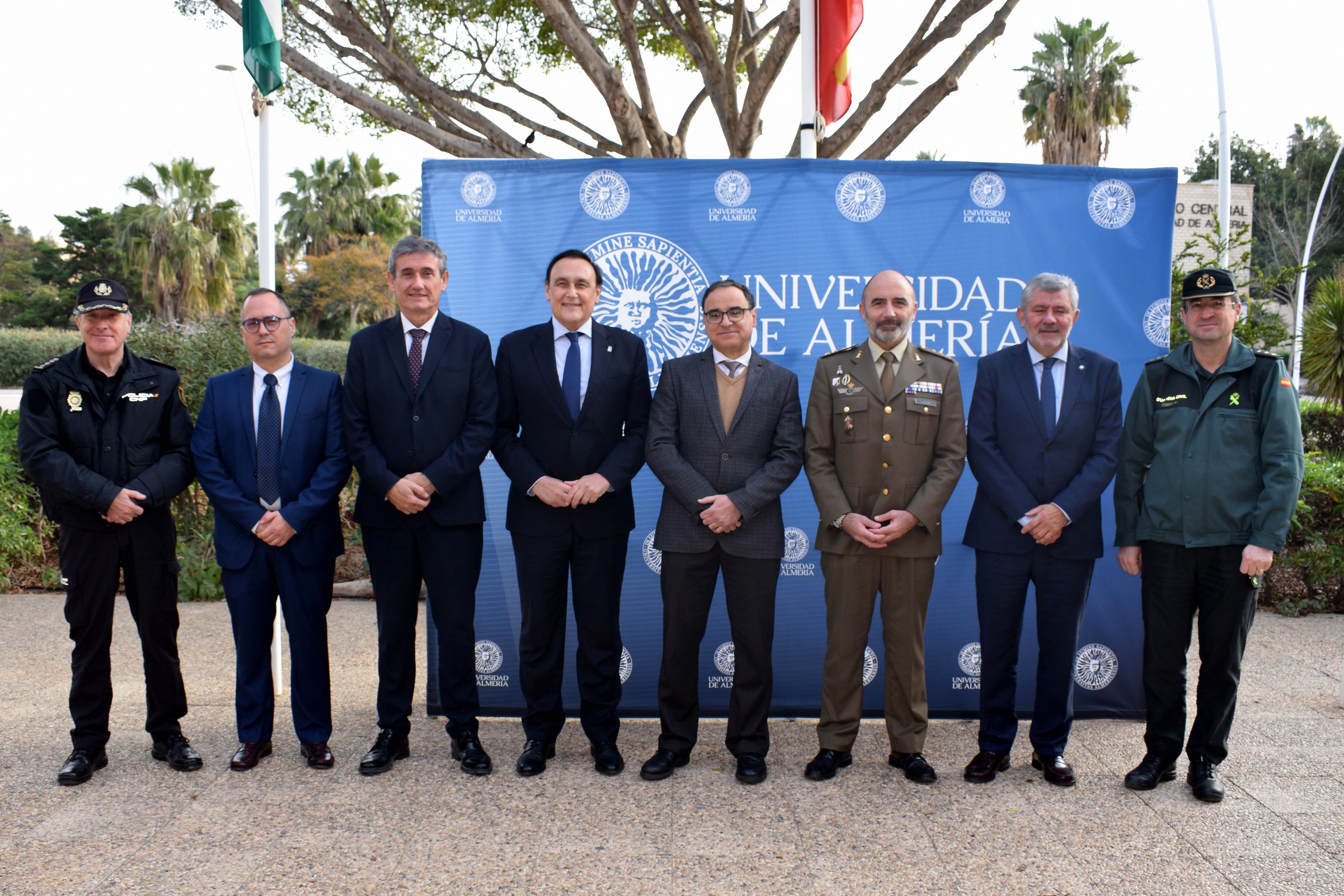 Instituciones y Fuerzas y Cuerpos de Seguridad refuerzan en la UAL su compromiso frente a la ciberdelincuencia