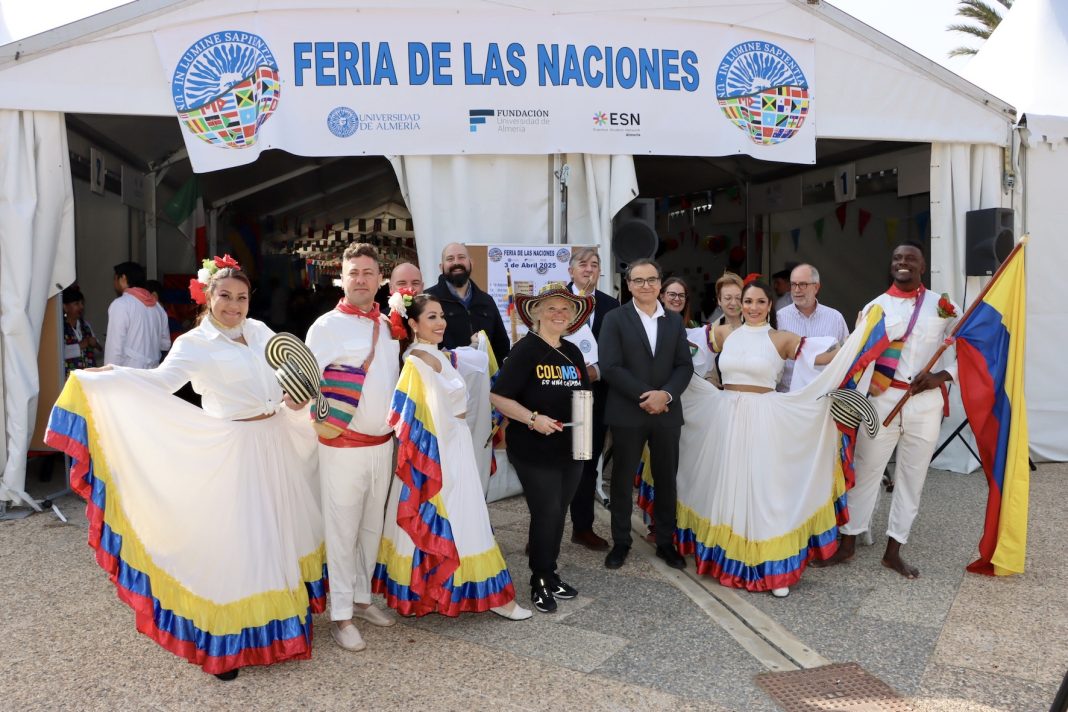 FOTO 1 UAL 3 ABRIL 2025 FERIA DE LAS NACIONES (2)