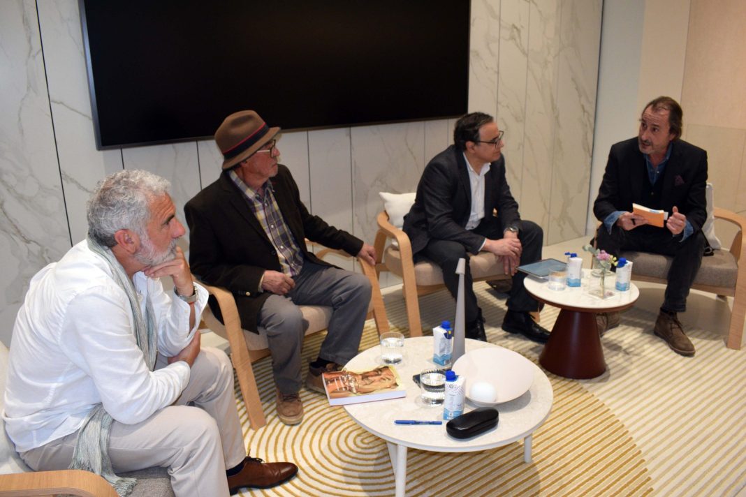 FOTO 2 ABRIL 08 PRESENTACIÓN LIBRE FRANCISCO CHECA