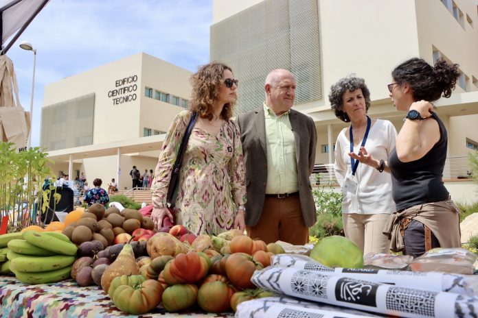 La UAL incide en la relevancia actual de las finanzas éticas, las monedas sociales y los bancos del tiempo