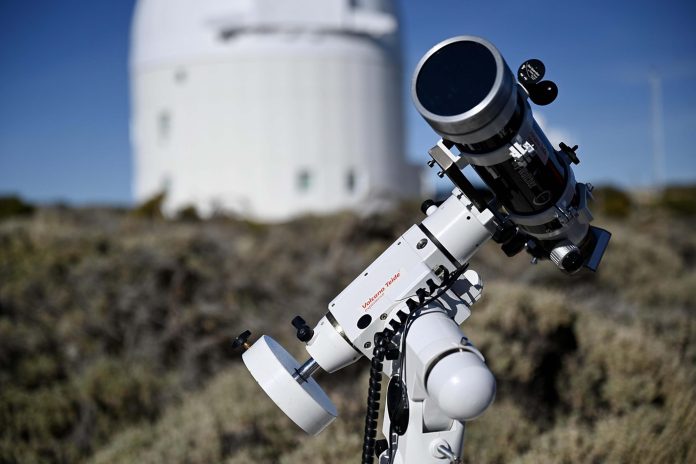 La UAL refuerza su compromiso con la divulgación astronómica con nuevas actividades tras la visita de dos nobel