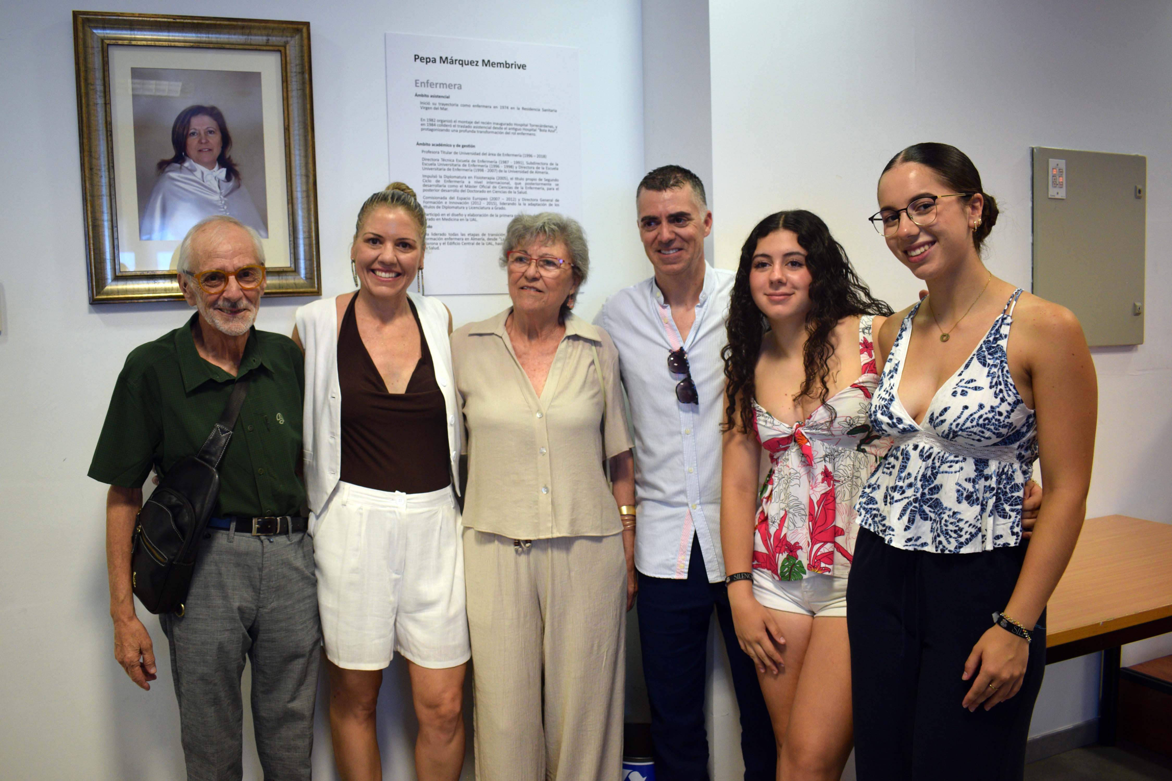 La UAL rinde homenaje a la profesora Pepa Márquez, pieza clave en la historia de los estudios de Enfermería