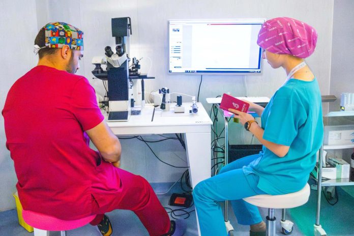 La UAL lanza la quinta edición del Diploma de Especialización en Reproducción Asistida Humana