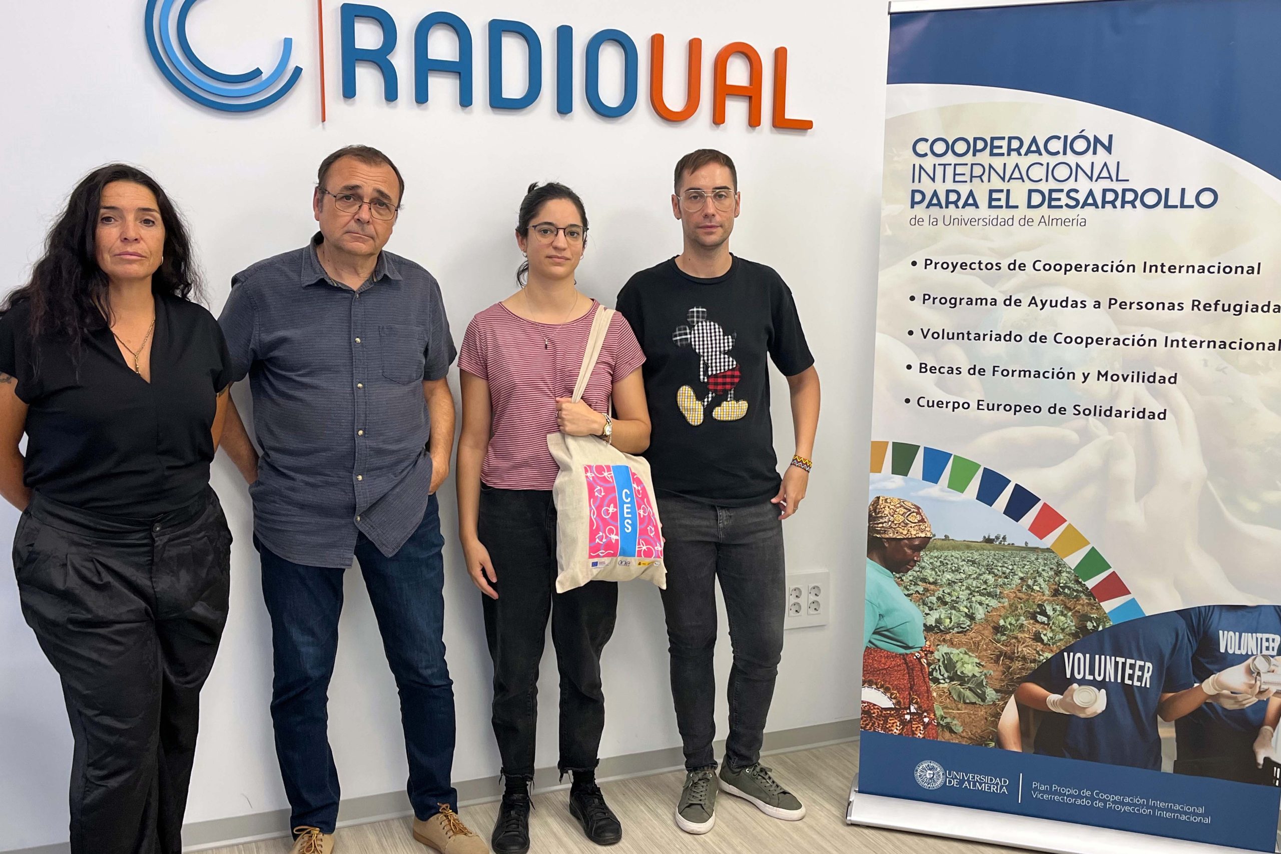 LA UAL estrena un pódcast que da voz a las historias de voluntariado internacional