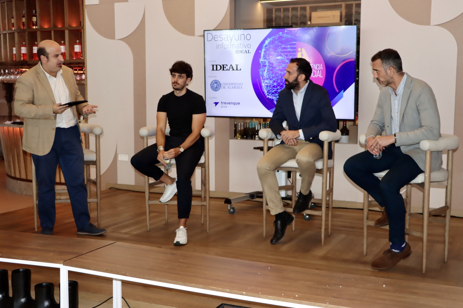 “Aplicar, entrenar y saber utilizar la Inteligencia Artificial es el mayor desafío a nivel universitario”
