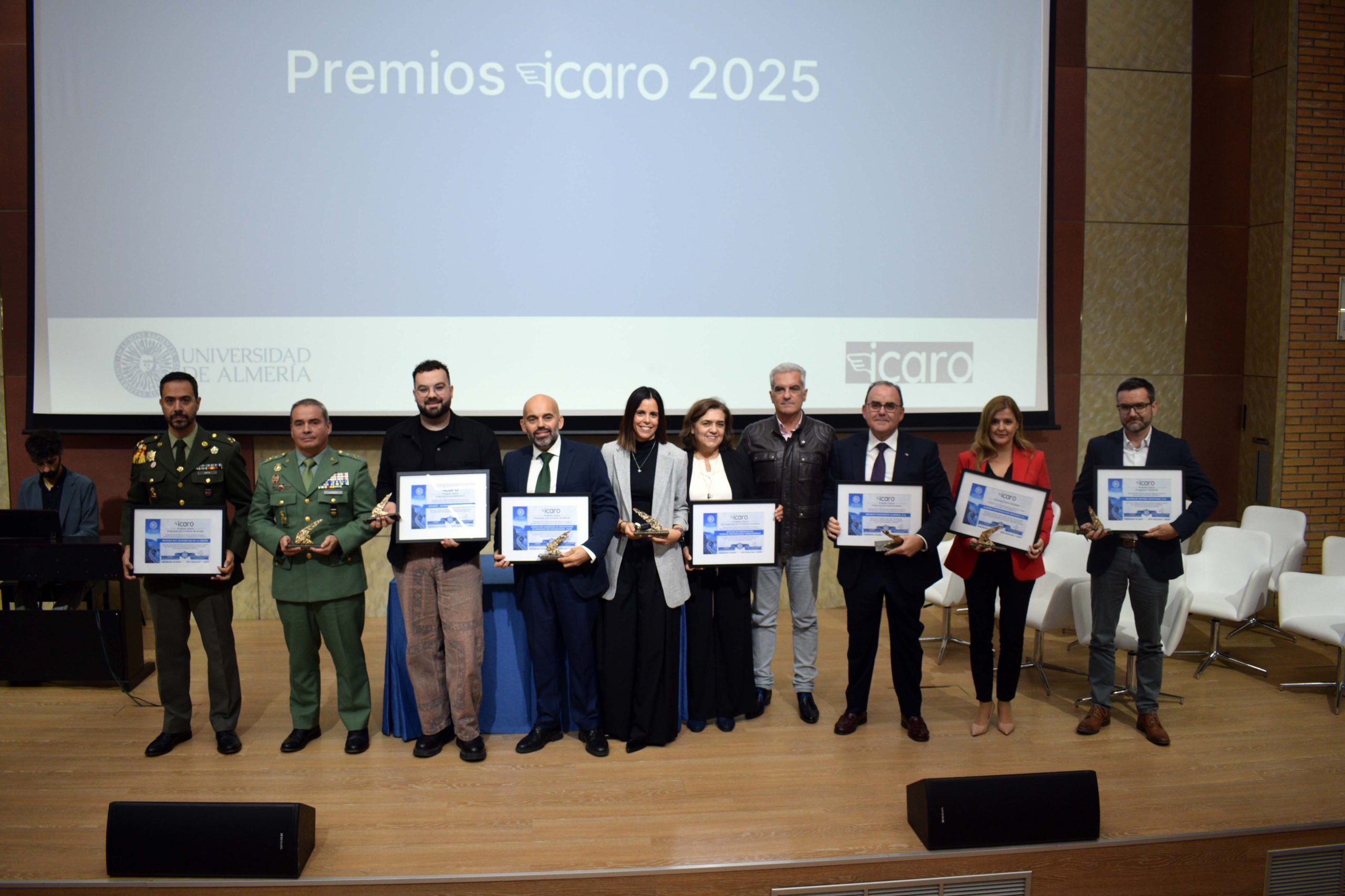 Reconocimientos a la colaboración de las empresas con la UAL en los Premios Icaro 2025