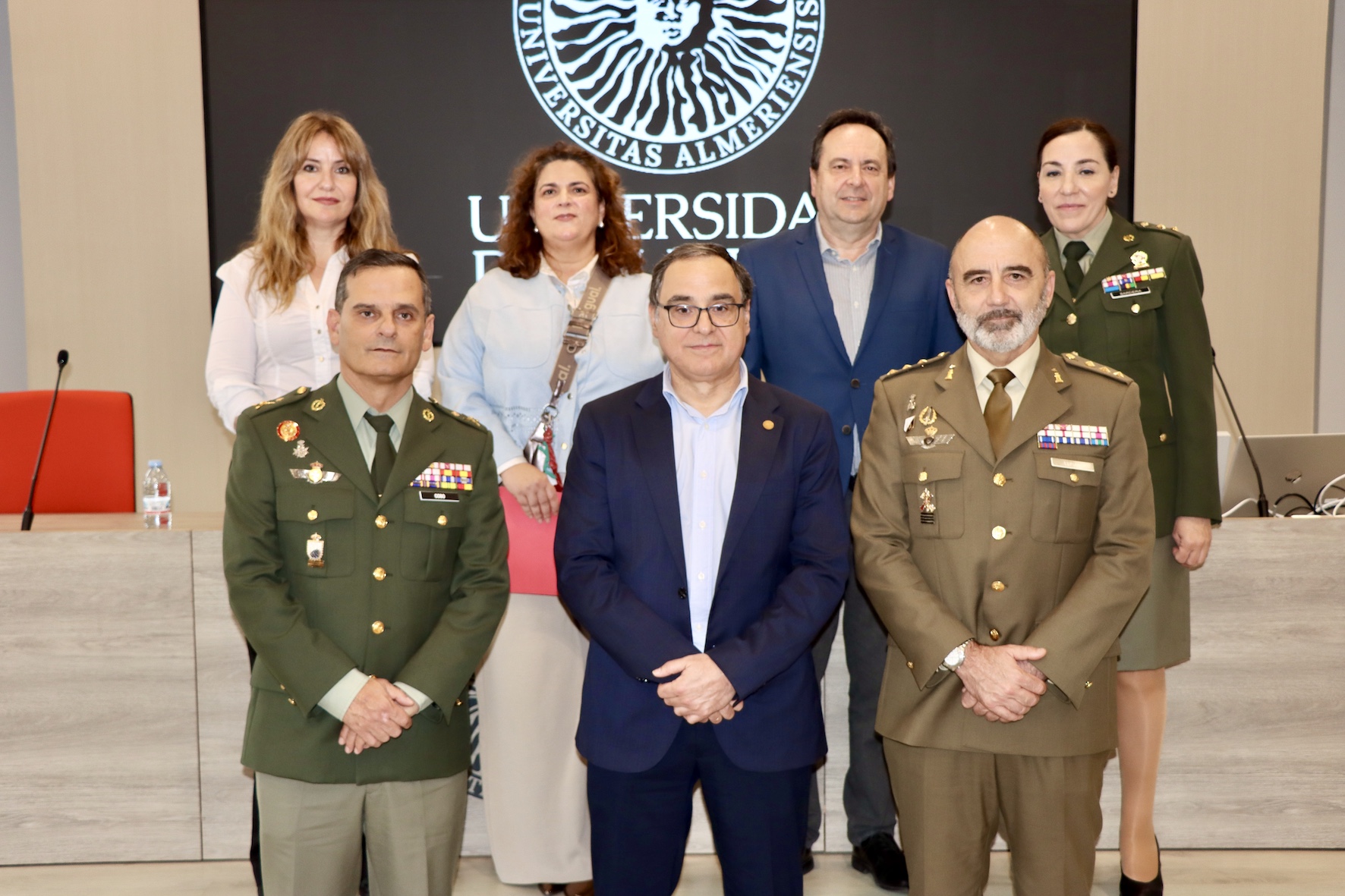 La UAL pone como ejemplo de atención sociosanitaria integral el Modelo CECOSS de las Fuerzas Armadas