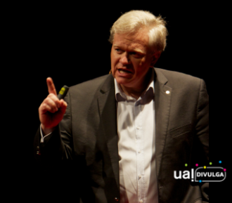 Charla de Brian Schmidt